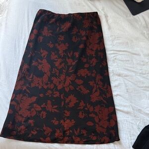 Abercrombie & Fitch Black and Red Floral A-Line Skirt
